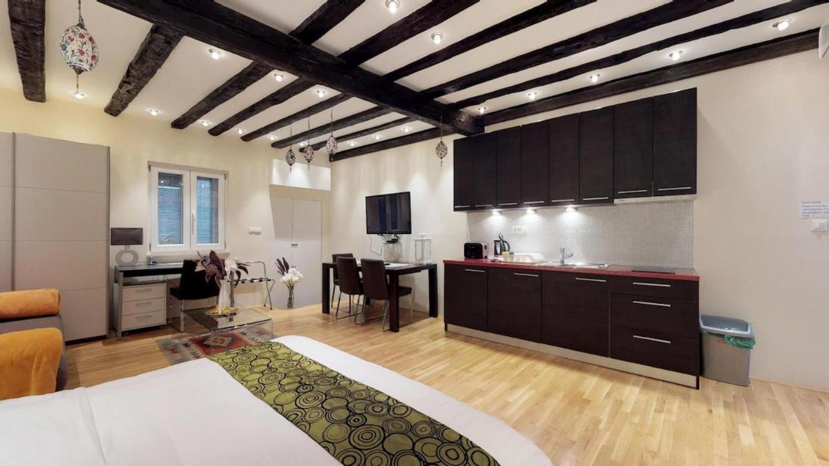 Diocletian Studio Apartments Split Eksteriør bilde