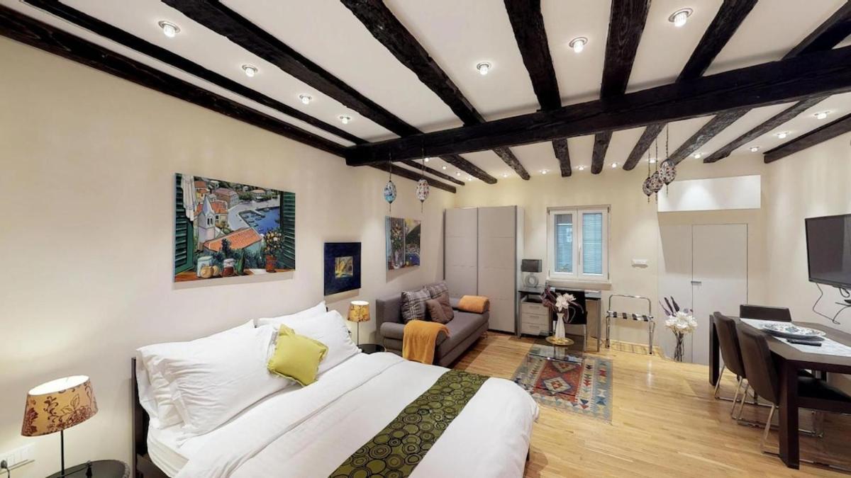 Diocletian Studio Apartments Split Eksteriør bilde