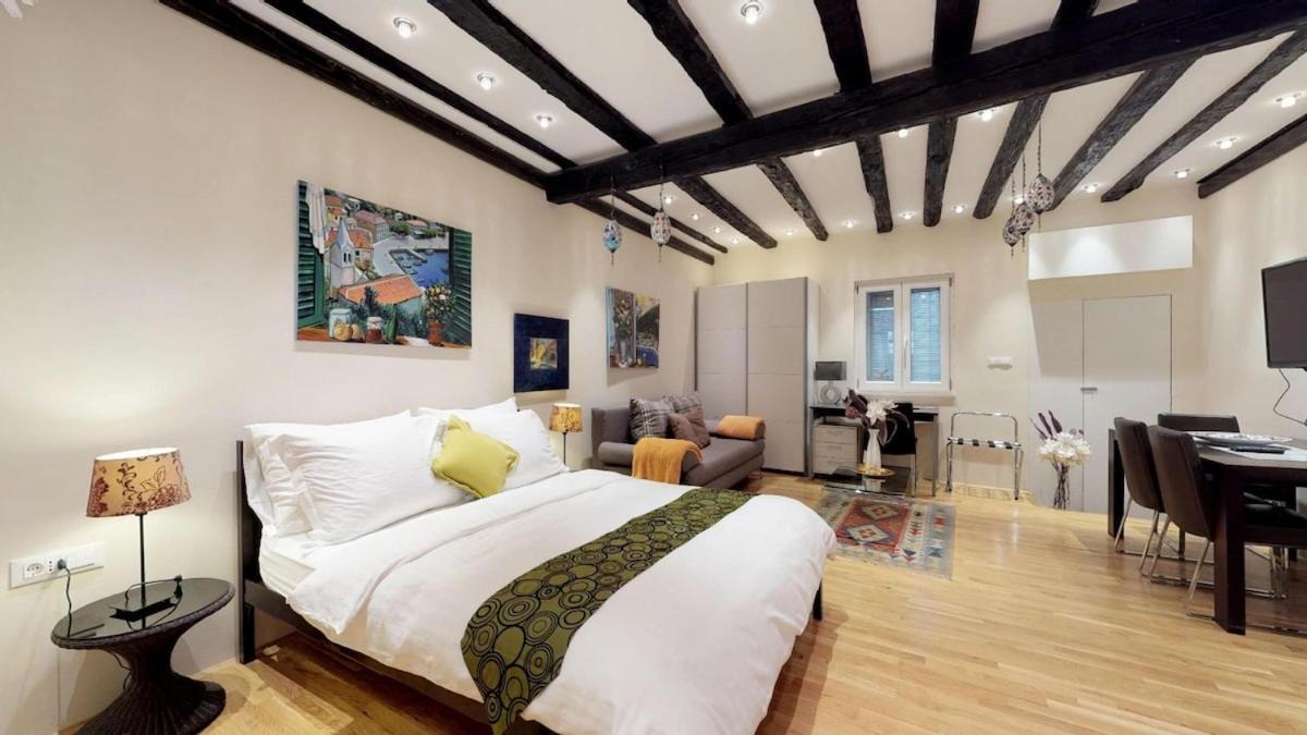 Diocletian Studio Apartments Split Eksteriør bilde